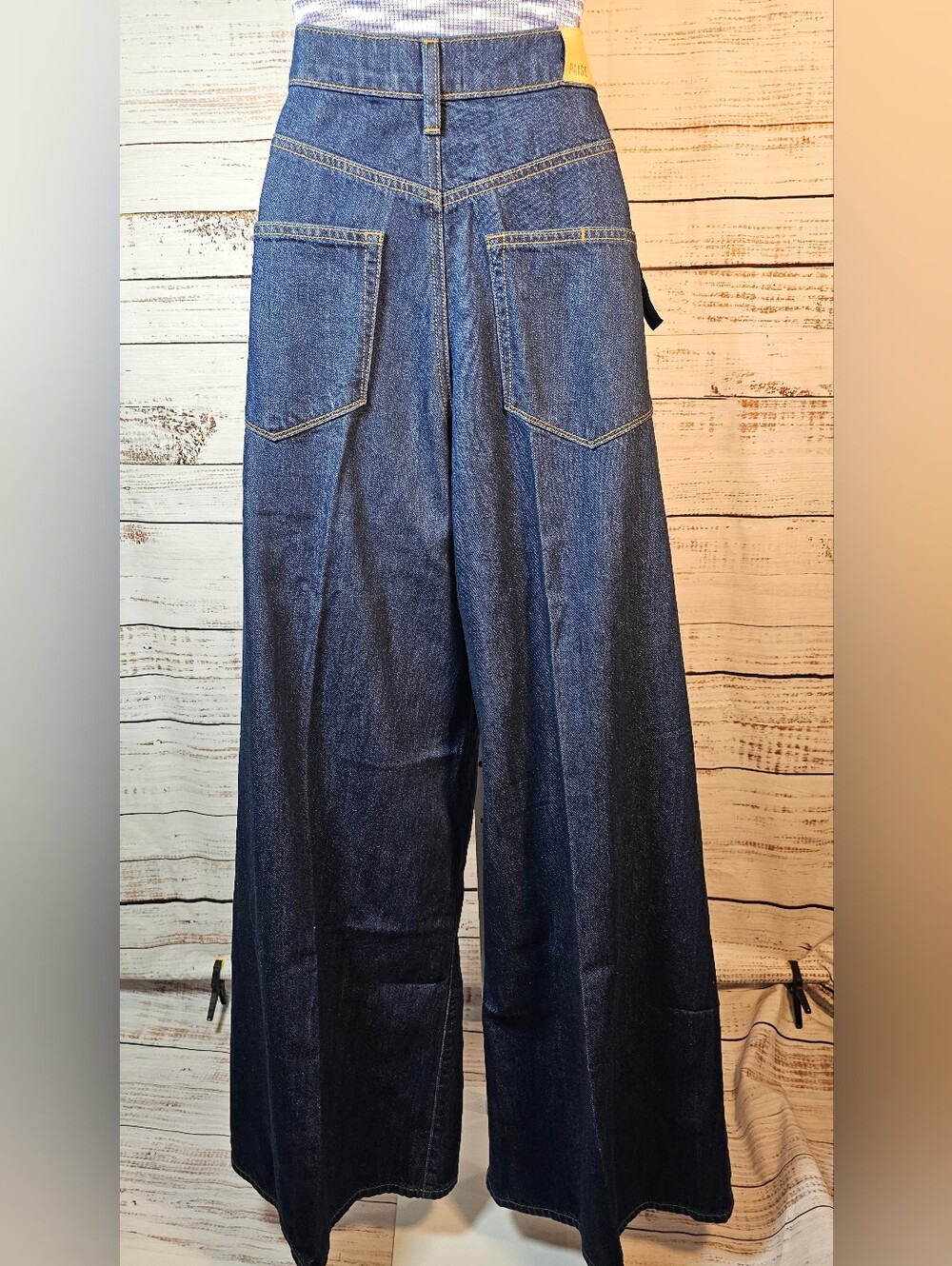 PAIGE Cameron Wide Trouser Jeans Splendor 32" Inseam NWT Size 28 - Picture 4 of 8